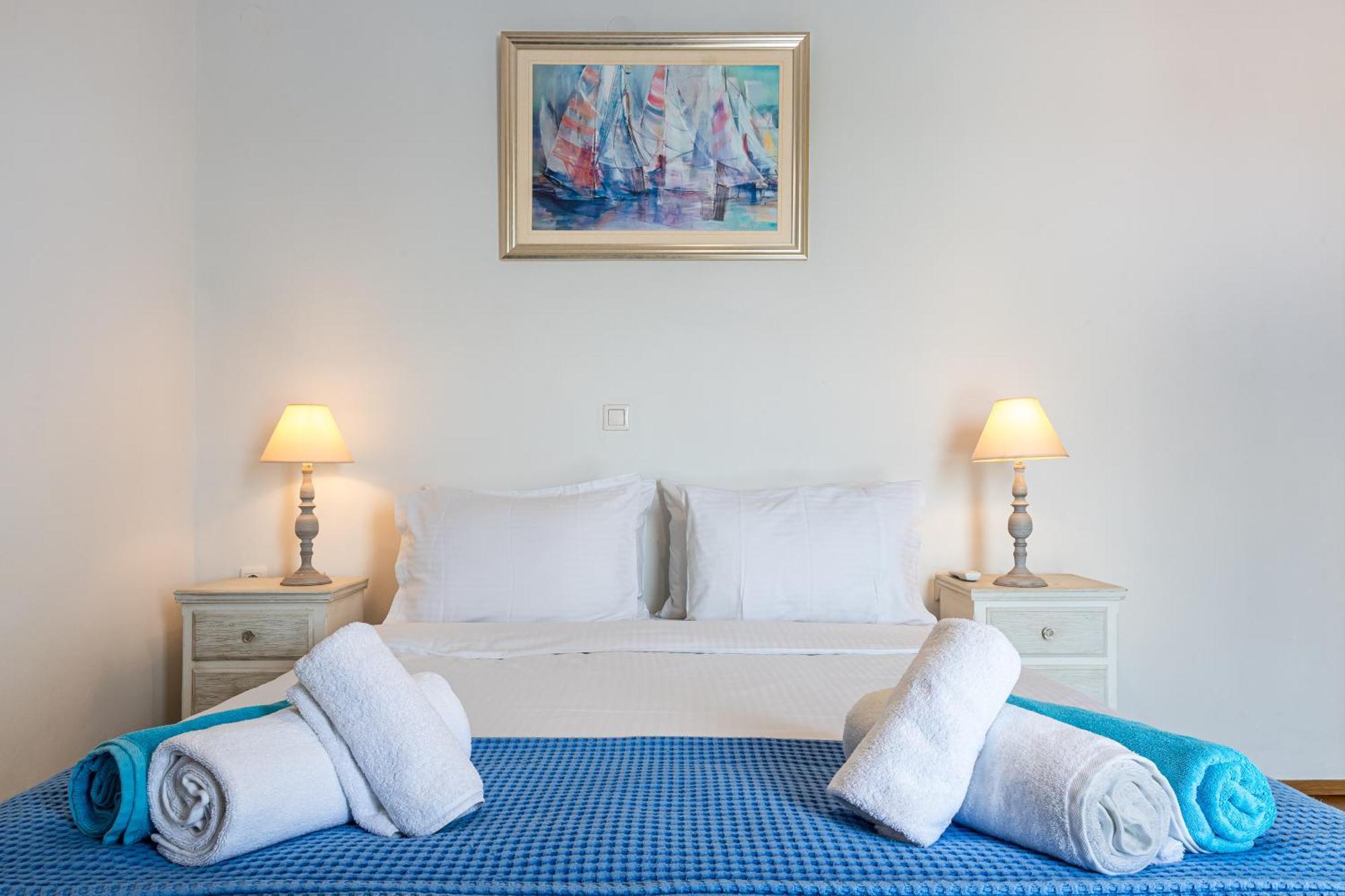 Dimitra Apartment With Private Pool And Sea View -The Ground Floor Of A Two Storey Building Daratsos Exteriér fotografie
