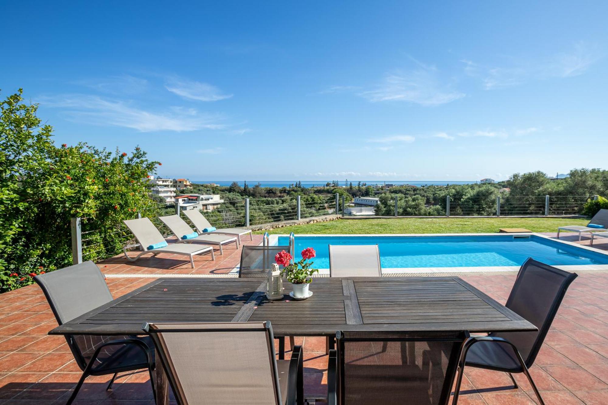 Dimitra Apartment With Private Pool And Sea View -The Ground Floor Of A Two Storey Building Daratsos Exteriér fotografie
