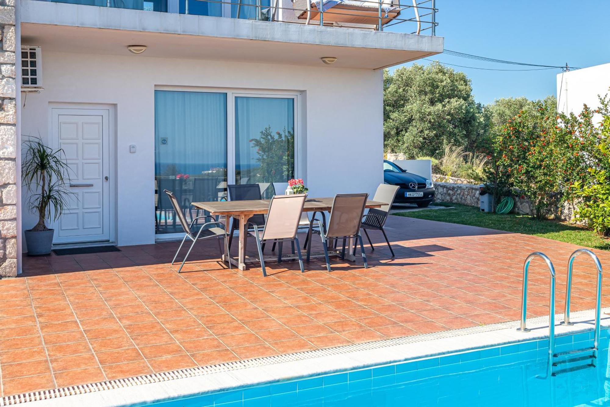 Dimitra Apartment With Private Pool And Sea View -The Ground Floor Of A Two Storey Building Daratsos Exteriér fotografie